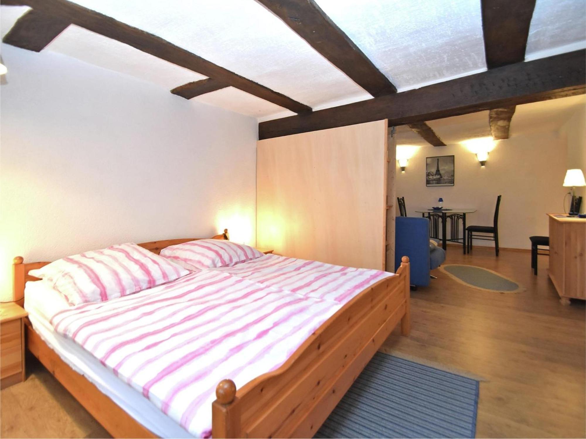 Small Apartment In Hesse With Terrace And Garden Frielendorf Bagian luar foto
