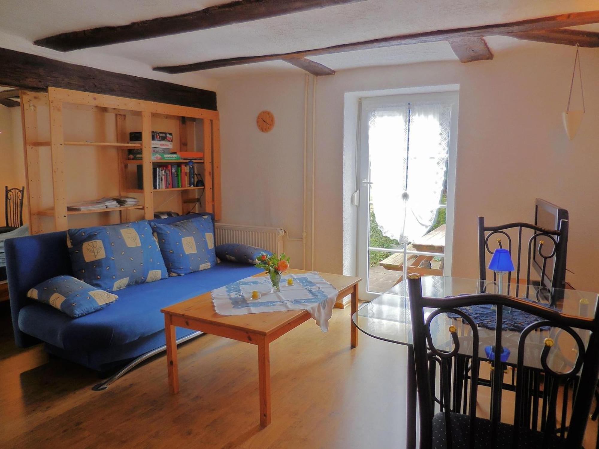Small Apartment In Hesse With Terrace And Garden Frielendorf Bagian luar foto